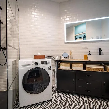 Oiqia • Apartment *